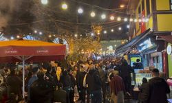 Bursa'da sahur kuyruğu kilometreyi aştı Tahanlı pide ve simit için izdiham