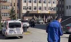 Çekmeköy'de lisede bıçaklı saldırı: 1 öğrenci, 2 öğretmen ve arkadaşını bıçakladı