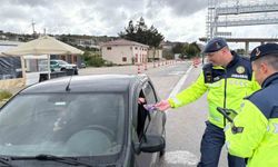 Çeşme'de jandarmadan anlamlı bayram jesti