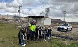 Çocukların bayram harçlıkları jandarmadan