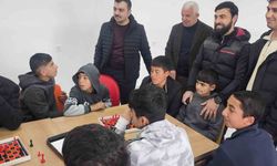 Dicle Kaymakamı Atış, gençlik kampında sporcu gençlerle buluştu