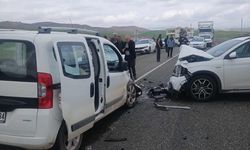 Diyarbakır'da trafik kazası: 6 yaralı