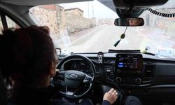 Diyarbakır'ın tek kadın ambulans şoförü 5 yıldır hayat kurtarmak için zamanla yarışıyor