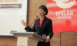 Efeler'de 'Dönüm Noktasında Cumhuriyet' konuşuldu