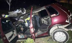 Emet'te otomobil şarampole yuvarlandı: 4 yaralı