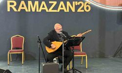 Endülüs geleneğini yaşatan İspanyol hacılar AK Parti İstanbul İl Başkanlığı'na geldi