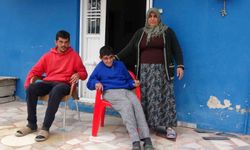 Engelli çocuklarına hem anne hem baba oldu