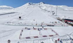 Erciyes'te kar voleybolu heyecanı başlıyor