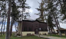 Eskişehir'de 129 yıllık tarihi cami bakımsızlıktan bu hale geldi