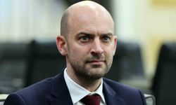 Fransa Dışişleri Bakanı Barrot'tan İsrail'e Lübnan'da kara saldırılarından kaçınma çağrısı