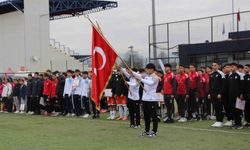 Futbol gurup müsabakaları Düzce'de başladı