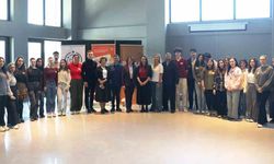 Gençler Nilüfer'de 'İfade özgürlüğü' konuşuldu