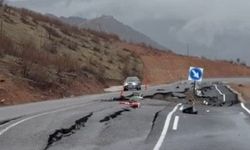 Hakkari'de yeni yapılan sınır yolu çökmeye başladı
