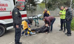 İlaç firmasının motosikleti doktorun aracına çarptı: 1 yaralı