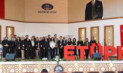 IV. ulusal ETÜ psikoloji öğrenci zirvesi 'Terapi odasının kapıları aralanıyor' temasıyla gerçekleştirildi