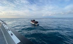 İzmir açıklarında 37 düzensiz göçmen yakalandı, 42 göçmen kurtarıldı