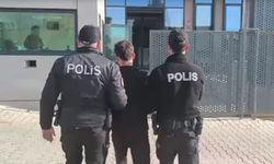 İzmir'de 47 yıl ve 33 yıl hapis cezasıyla aranan iki firari yakalandı