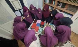 Kadın kursiyerlerden Afrika'ya Kur'an-ı Kerim hediyesi