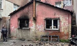 Kağıthane'de gecekondu alevlere teslim oldu: 1 ölü