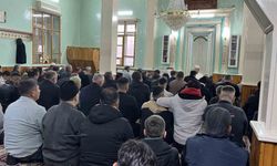 Karapınar'da Bayram Namazında camiler doldu