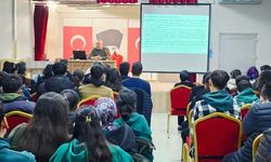 Karapınar'da lise öğrencileriyle bilim söyleşisi