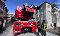 Kayseri'de ev yangını: 2 kişi dumandan etkilendi