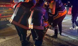 Kaza yapan otomobil ters döndü: 7 yaralı