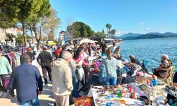 Köyceğiz'de yılın ilk ikinci el pazarı kuruldu