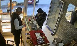 Kuyumcuya müşteri gibi giren hırsız 60 bin liralık yüzüğü alıp kayıplara karıştı