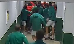 Maç öncesi ortalık karıştı: Futbolcular kramponlarla darbedildi