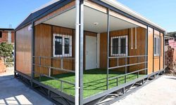 Manisa'da yağmurda evleri kullanılamaz hale gelen ailenin yeni yuvası büyükşehirden