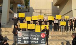 Marmaris'te teknedeki kavgada hayatını kaybeden gencin davası başladı: Adliye önünde 'adalet istiyoruz' sesi yükseldi