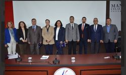 MCBÜ'de 'Yeni küresel ekonomide vergilendirme ve Türkiye' paneli düzenlendi