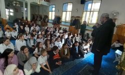 Minik öğrencilerden Hacı Seyit Camii'ne ziyaret