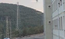 Muğla'da korku dolu anlar: Yurdun camına çıkan genç hava yastığına atladı