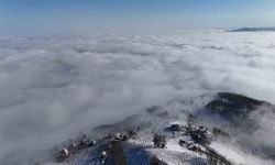 Ordu'da sis bulutları bir ilçeyi kapladı