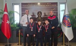 Paletli Yüzme Şampiyonasına GKV Özel Okulları damgası