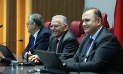 Personeliyle bayramlaşan Başkan Büyükkılıç: 'Kayseri Büyükşehir bir marka'