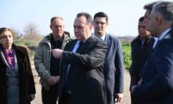 Saruhanlı'da dere temizliğiyle koku ve sinek sorunu bitecek