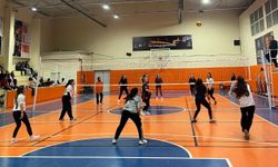 Selendi'de 8 Mart Dünya Kadınlar Günü'ne özel voleybol turnuvası