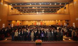 Siirt'te 'Güneş Hadisesi' söyleşi programı düzenlendi