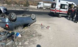 Sivrihisar'da otomobil takla attı: 2 yaralı