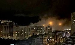 Tahran'ı hedef alan saldırılar birçok yerleşim bölgesinde hasara yol açtı