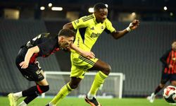 Trendyol Süper Lig: Fatih Karagümrük: 2 - Fenerbahçe: 0 (Maç sonucu)