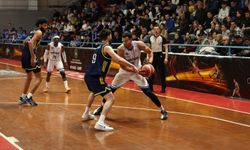 Türkiye Basketbol Ligi: Kocaeli BŞB Kağıtspor: 73 - Fenerbahçe Koleji: 84