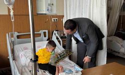 UDER'den hastanede tedavi gören çocuklara bayram ziyareti