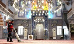 Ümraniye'de camiler bayrama hazır