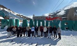 Üniversiteli gençler Erzurum'u gezdi