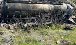 Uşak'ta mazot yüklü tanker alev alev yandı: 1 ölü