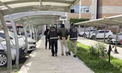 Yaşlı kadını altınları için başına taşla vurarak ağır yaralayan komşusu çıktı